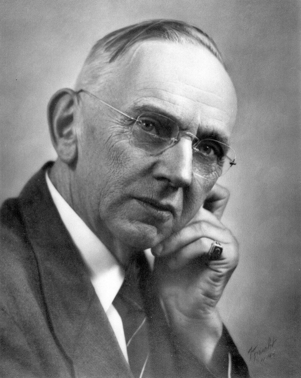 Edgar Cayce